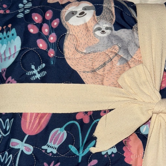 Lush Decor Microfiber Throw Blanket - Navy and Pink Floral - Picture 3 of 4